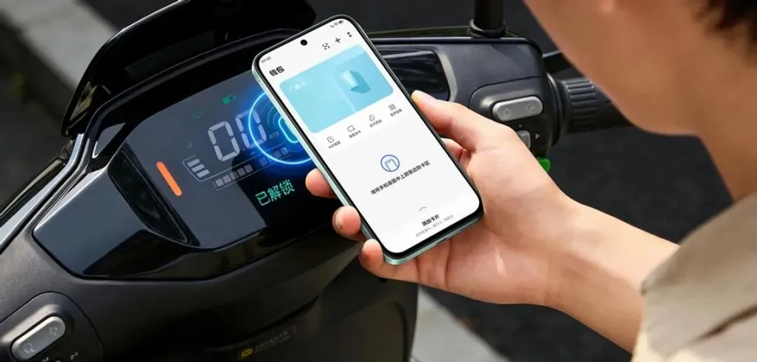手机市场已变天:这两款千元新机比老款贵好几百,买不买你看着办!