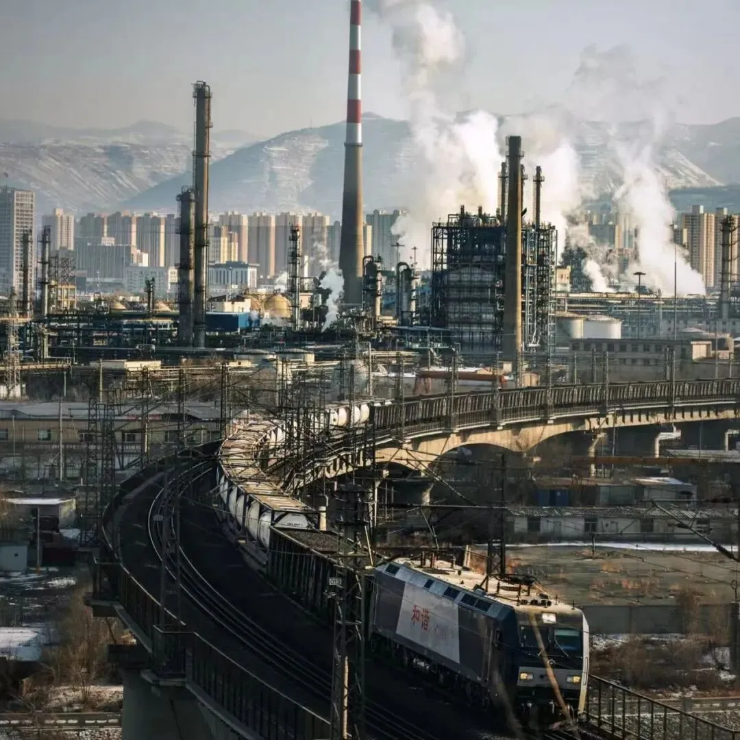 化工涨价启动超级周期!国内化工市场迎来剧烈波动!