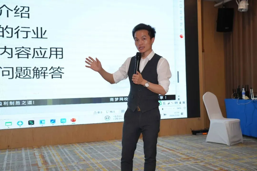 单个账号获客100+用AI复制爆款,私信根本回不完!