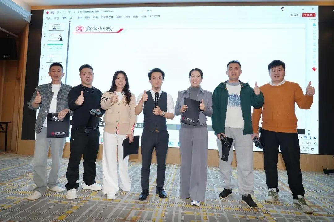 单个账号获客100+用AI复制爆款,私信根本回不完!