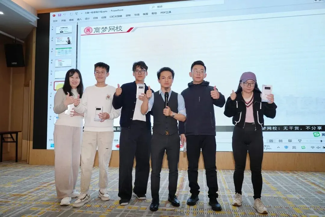 单个账号获客100+用AI复制爆款,私信根本回不完!