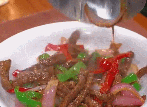 “人造假牛肉”可能存在在市场上!教你一招分辨,以后买牛肉认准这4点就可以!