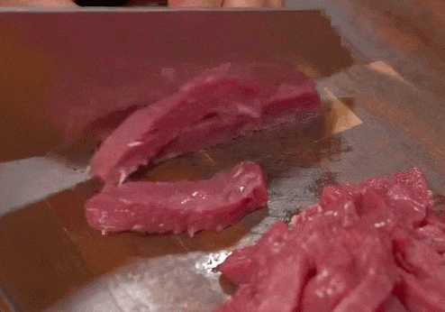 “人造假牛肉”可能存在在市场上!教你一招分辨,以后买牛肉认准这4点就可以!