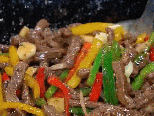 “人造假牛肉”可能存在在市场上!教你一招分辨,以后买牛肉认准这4点就可以!