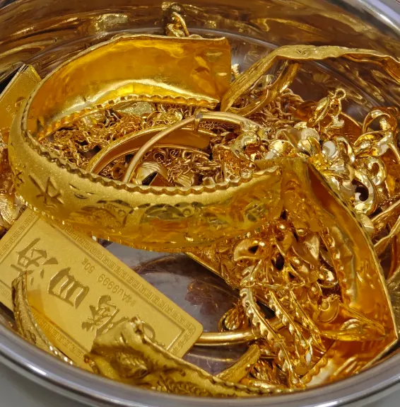 黄金暴涨预警!三大核弹级信号引爆市场,本周盯紧这些关键点