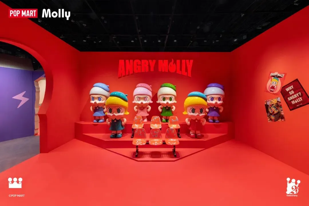 品牌营销动向(一)「泡泡玛特当家一姐 MOLLY 迎来二十周年特展」