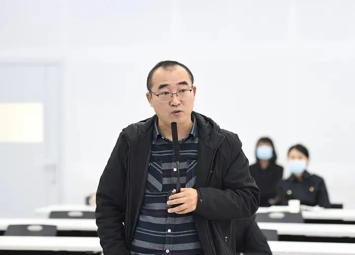 省市场监管局举行例行新闻发布会