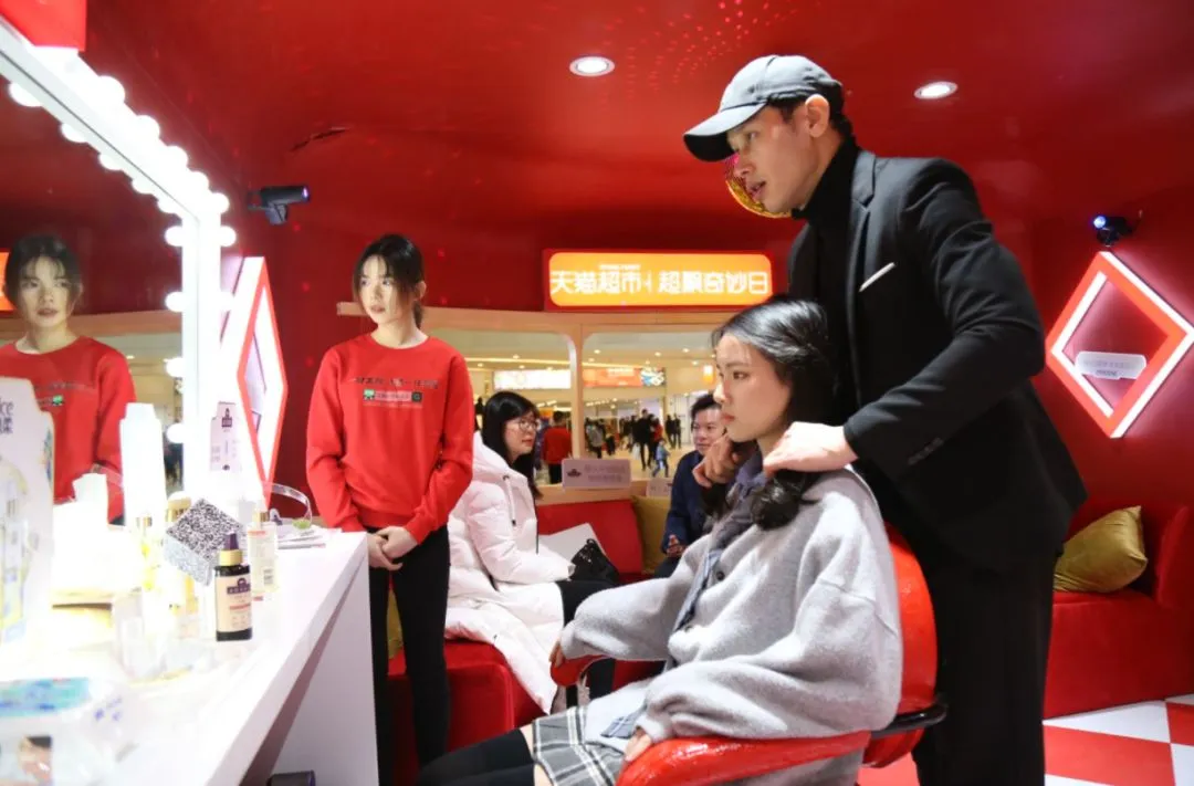 春节营销想要吸引年轻人?这样的社会化营销很吸睛!