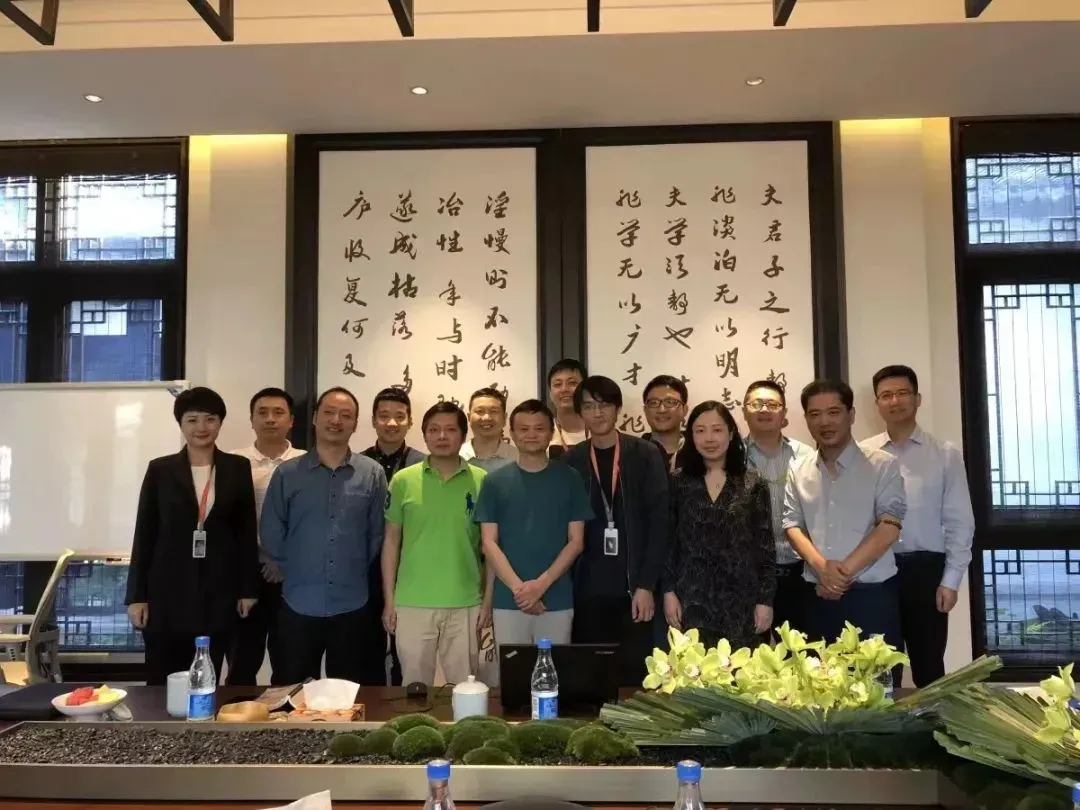 怎么感觉就业市场崩溃了…