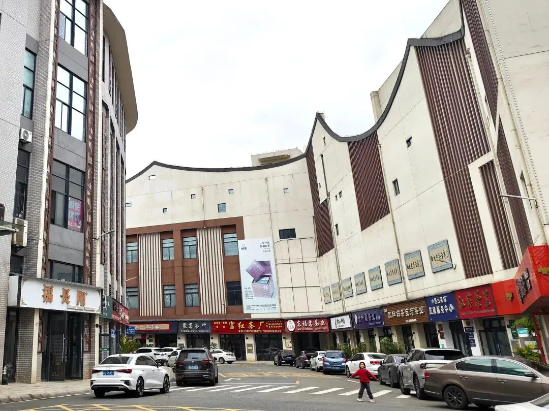 2026茶业市场面面观 | 茶城还有生意吗?