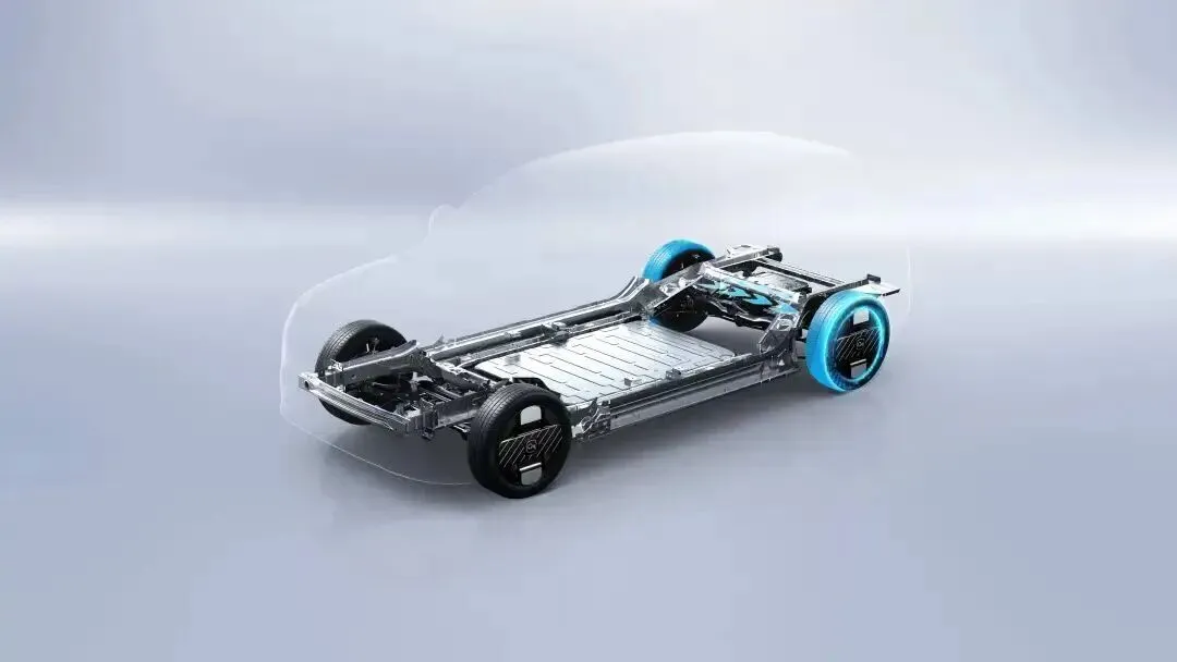 当小车市场陷入"配置军备竞赛",全新QQ3选择做一台"反内卷"的生活主力车