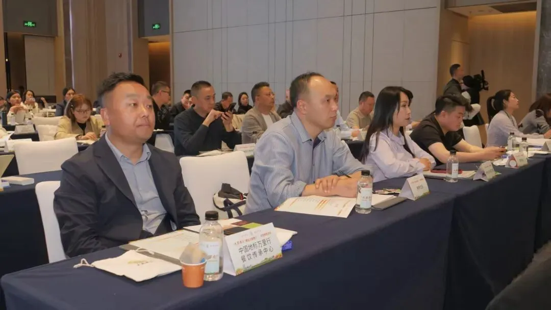 川陕农餐携手拓市场 地标万里行饮食文化中心助力2026年“天府粮仓”精品走进三秦