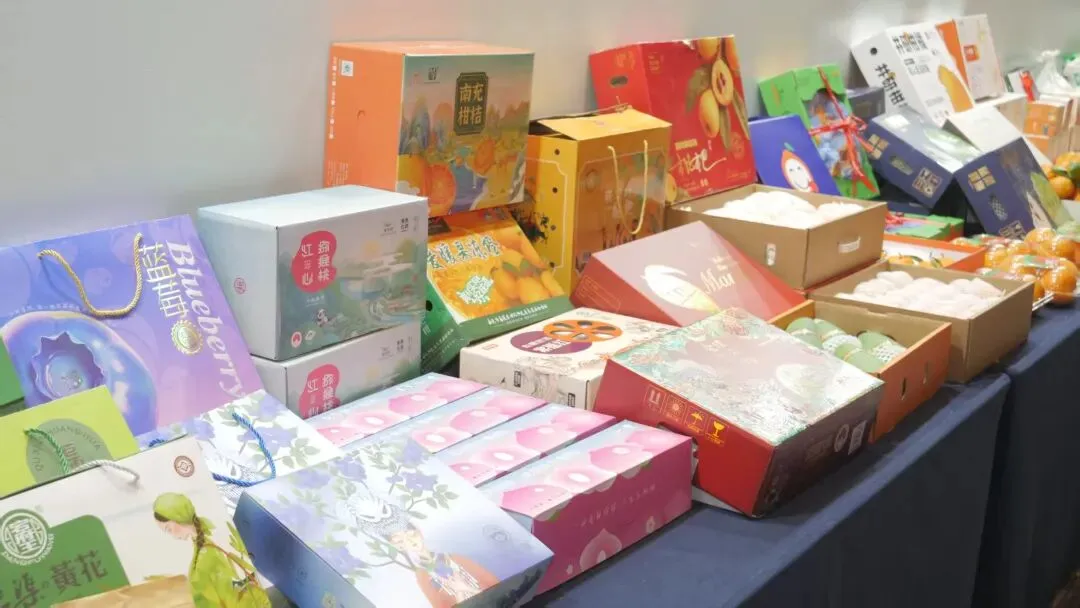 川陕农餐携手拓市场 地标万里行饮食文化中心助力2026年“天府粮仓”精品走进三秦