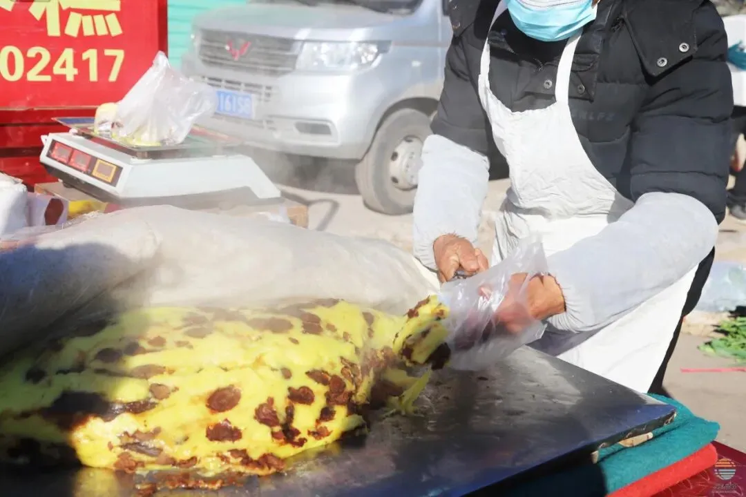 长治年货市场“火旺”!