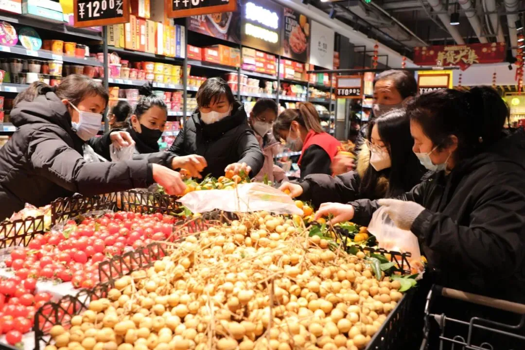 长治年货市场“火旺”!