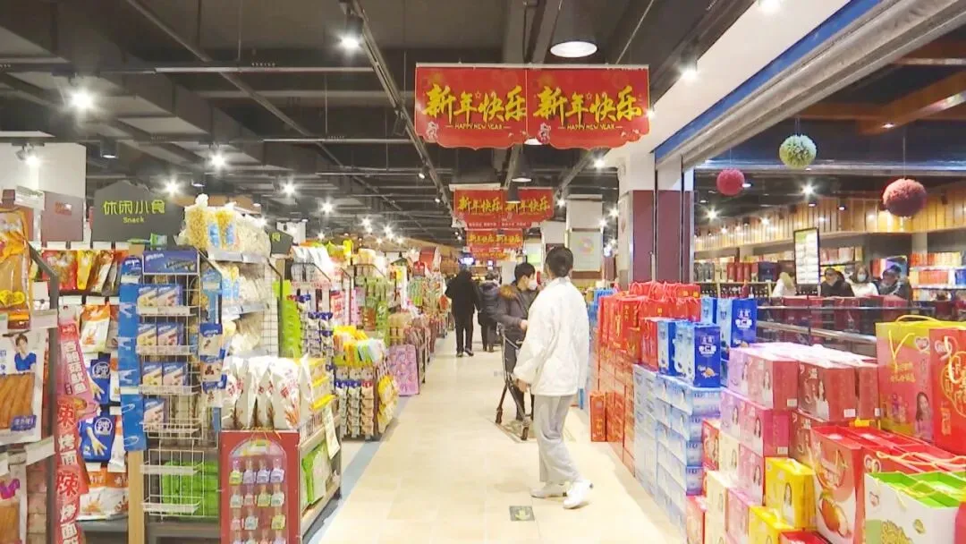 长治年货市场“火旺”!