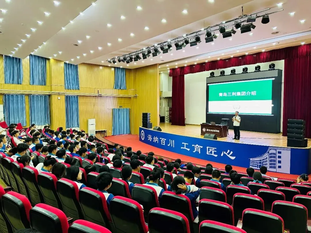 就业市场“香饽饽” 学院学生“好抢手”