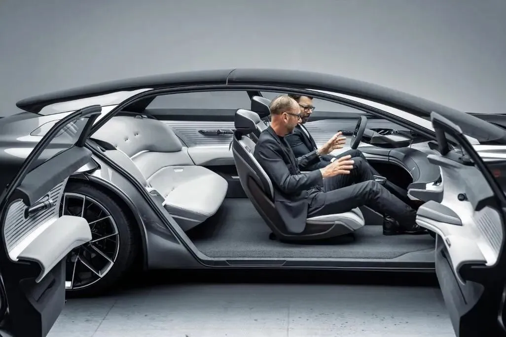 突发!奥迪A8即将停产,豪车市场巨变的3个信号