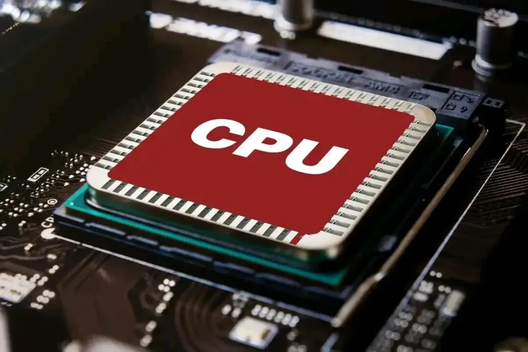 一天跌100元!内存条价格雪崩:千亿市场崩盘背后,是技术革命,还是资本的血腥游戏?