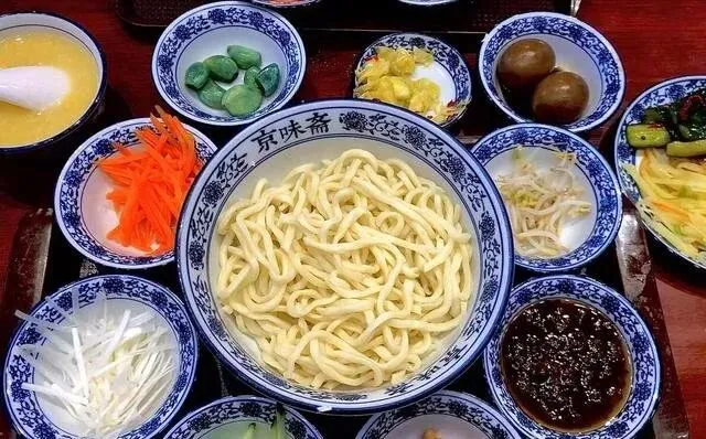风靡北京的炸酱面为何到了南方却没市场南方