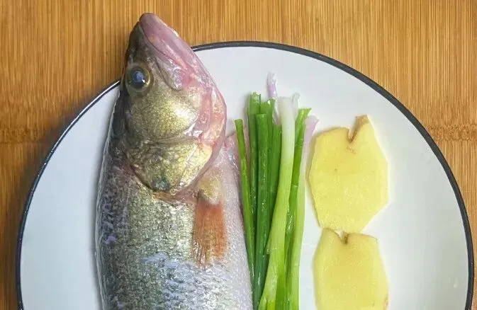 市场上这4种鱼,无法人工养殖,价格便宜营养高,识货的抢着买!