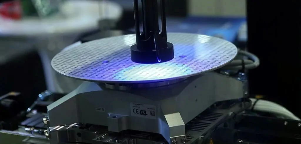 3200亿美元市场爆发,先进封装从配角跃升主战场