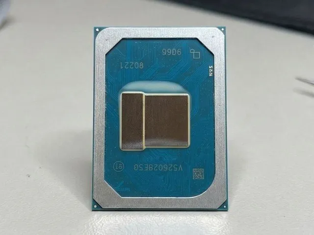 低功耗市场的“降维打击”:Intel Core 3 304 性能翻倍,剑指 N100 腹地