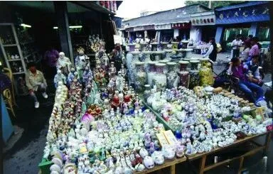 为什么现在的景德镇陶瓷市场举步维艰|难以生存