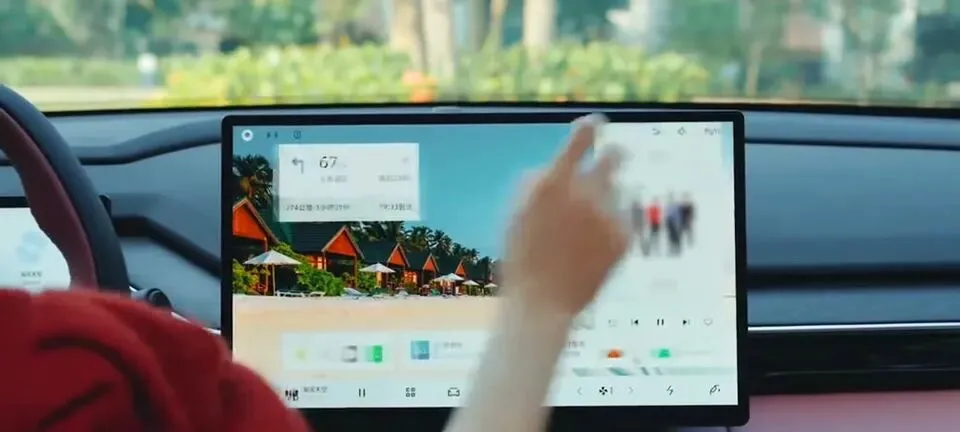 十万级家轿市场又添新将,吉利银河L6 EM-i来