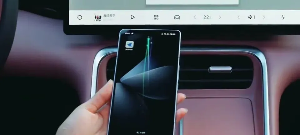 十万级家轿市场又添新将,吉利银河L6 EM-i来