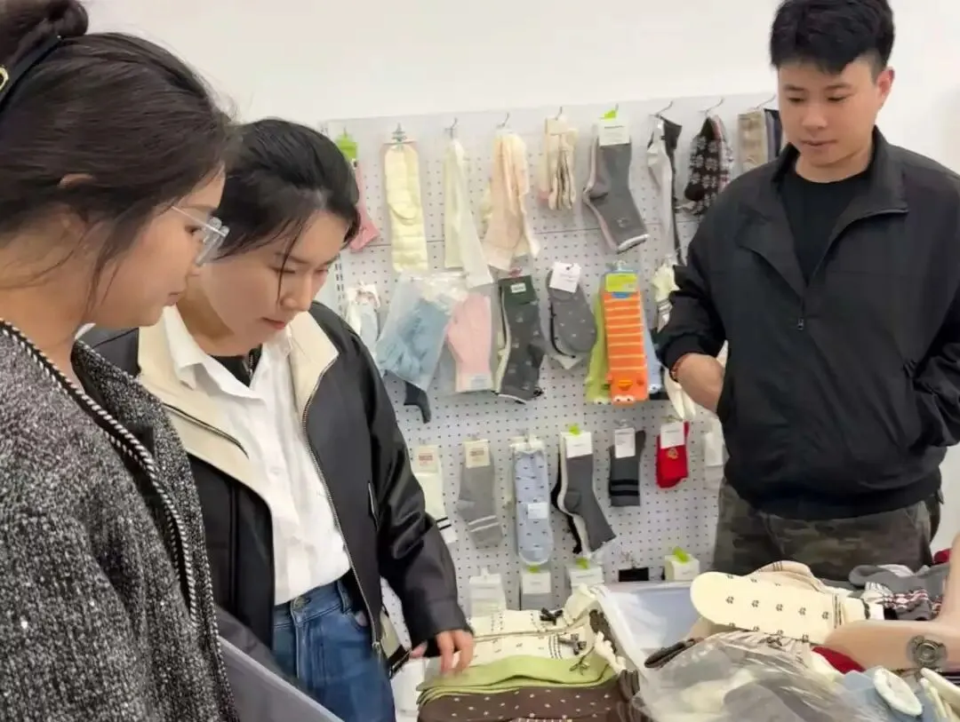 中国大唐袜艺学院积极筹备第五届袜艺营销大赛