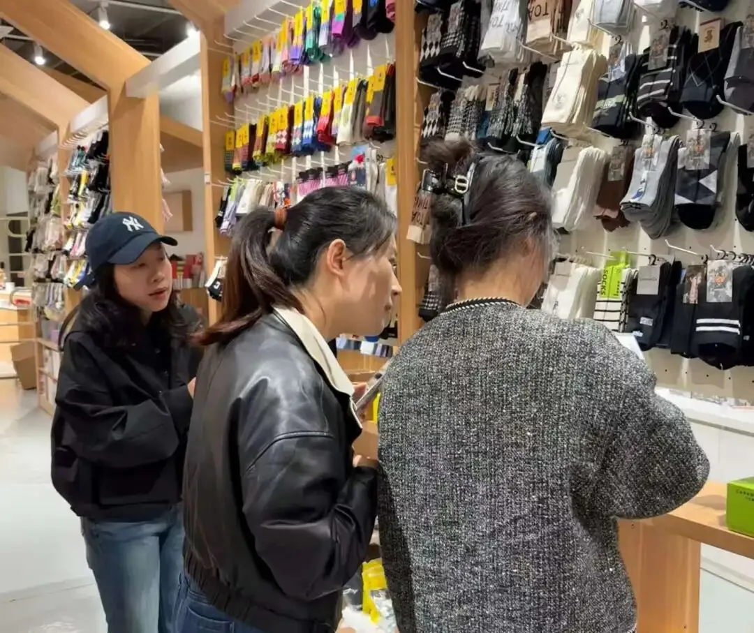 中国大唐袜艺学院积极筹备第五届袜艺营销大赛