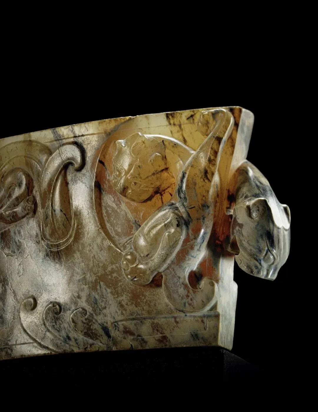 收藏市场前沿:嘉德香港2026春拍古玉精选