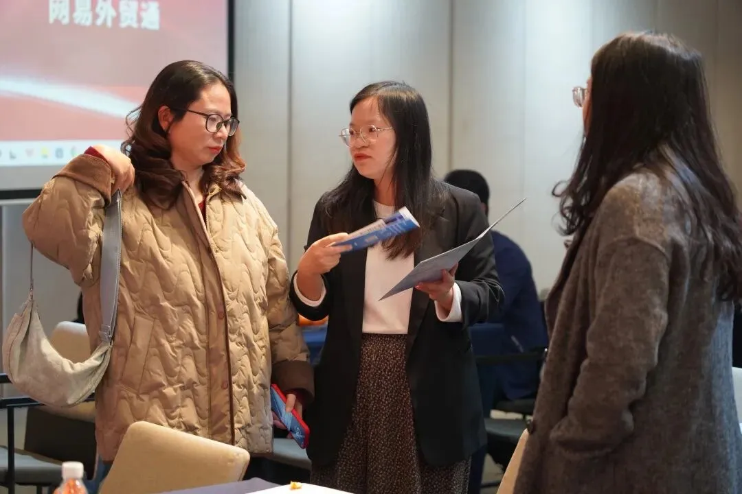 别再“什么都做一点”了!2026外贸获客,这5种渠道才是真正的“印钞机”