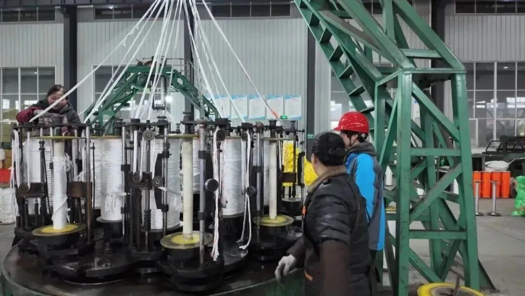 小缆绳“勇闯”大市场