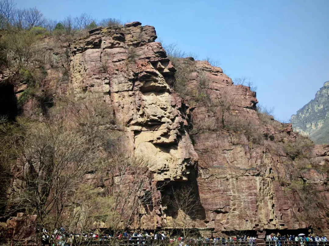 春日出逃计划|计算机技术协会云台山春游圆满收官,一起邂逅山水与浪漫!