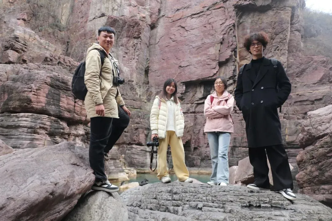 春日出逃计划|计算机技术协会云台山春游圆满收官,一起邂逅山水与浪漫!