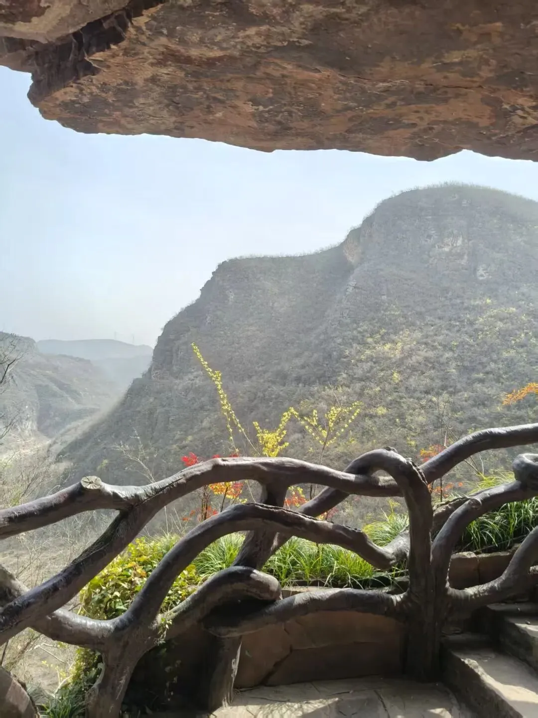 春日出逃计划|计算机技术协会云台山春游圆满收官,一起邂逅山水与浪漫!