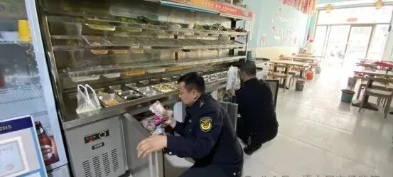 走一线 改文风丨直击现场!清水河市场监管“亮剑”网络餐饮 守护舌尖安全