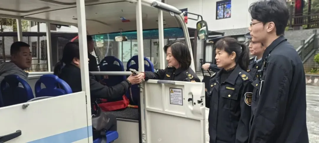 讲文明树新风 | 屏南县开展文明旅游市场主题宣传日活动