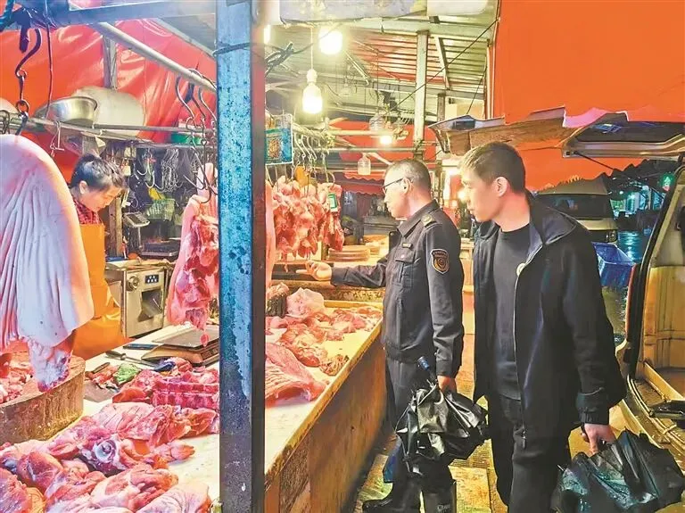 智慧监管护“胃”你我!南昌市东湖区市场监管局坚持“零容忍”整治食品安全问题