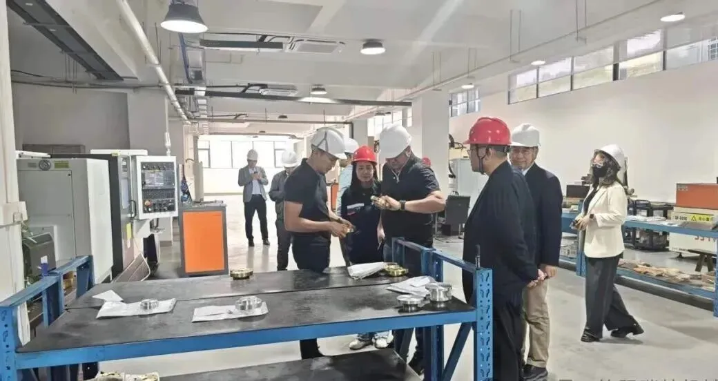 企业风采|跨国交流拓市场!简阳瑞特机械迎来哈萨克斯坦客户考察交流