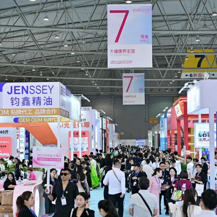 获客成本降一半,业绩翻一倍?美业AI玩法都在这场会 | 论坛预告