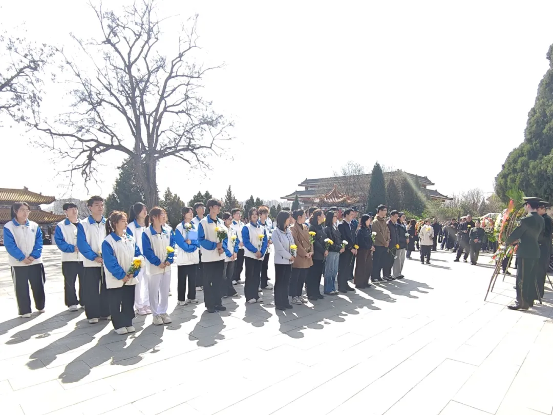 【计算机科学与技术系】初心向党|计科系开展“清明祭英烈 传承爱国情”主题党日活动