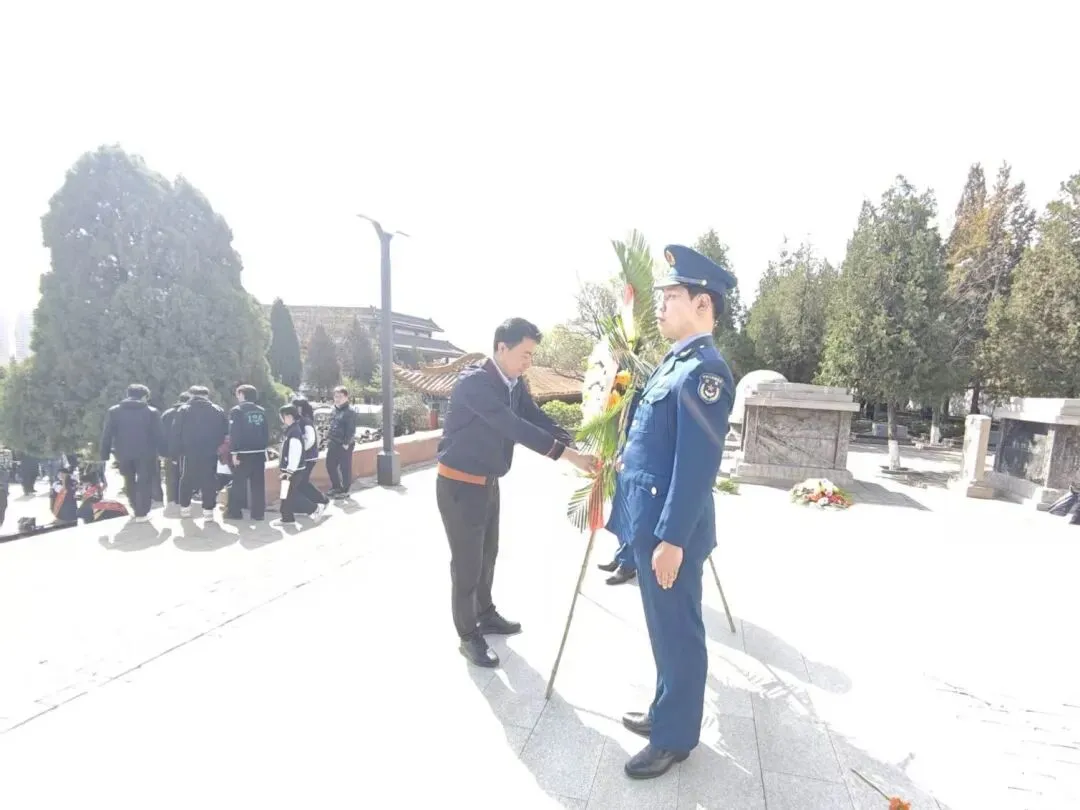 【计算机科学与技术系】初心向党|计科系开展“清明祭英烈 传承爱国情”主题党日活动