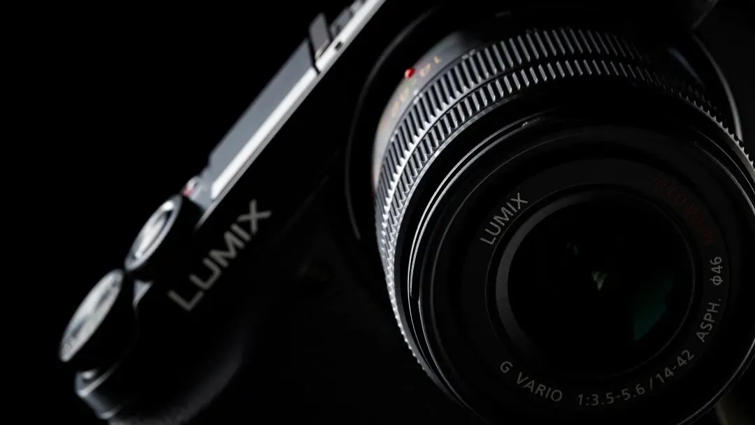 松下Lumix:25载创新路,引领相机市场新潮流