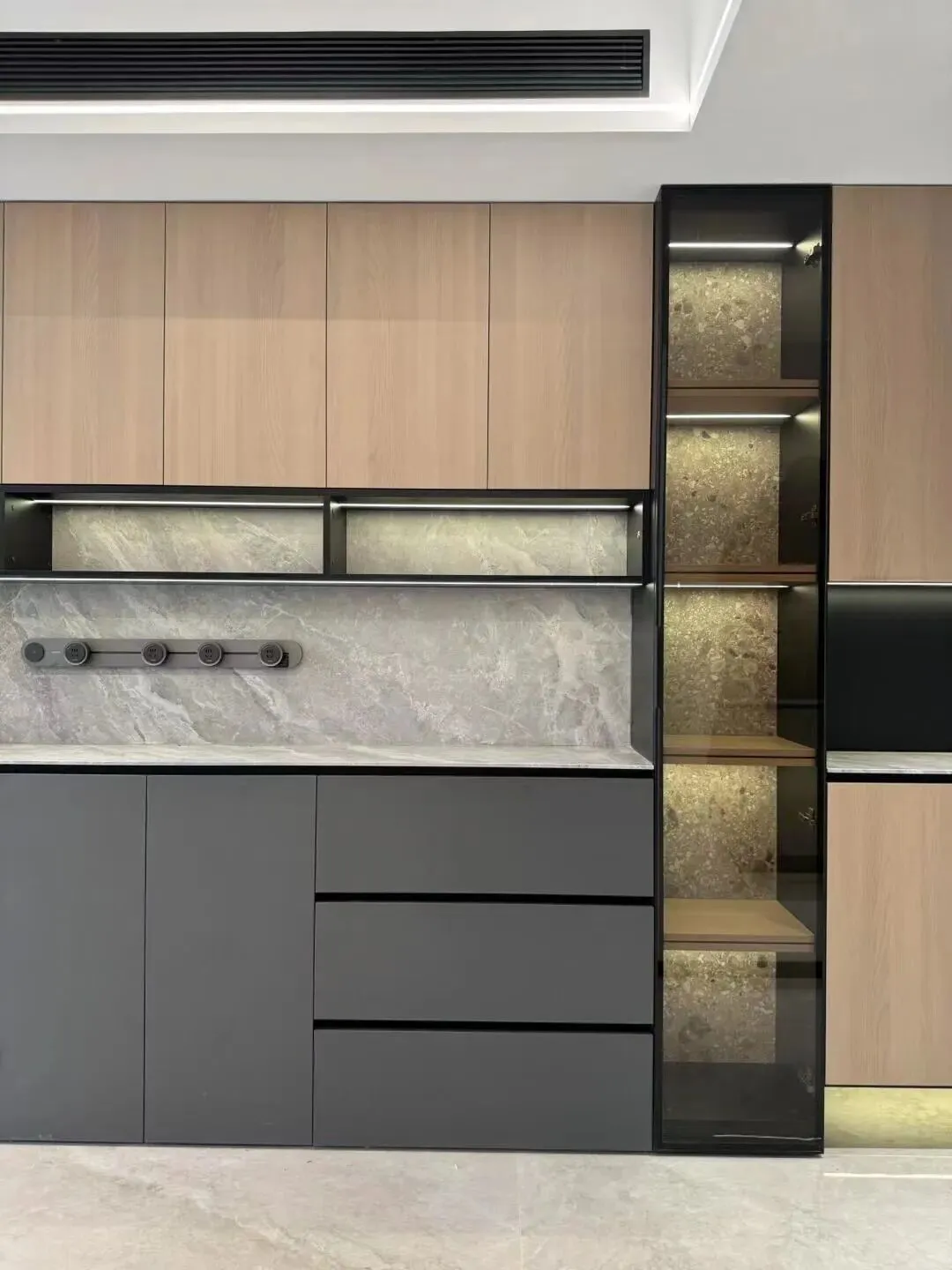 全屋定制服务生产厂家:降本增效与市场突围策略深度解析