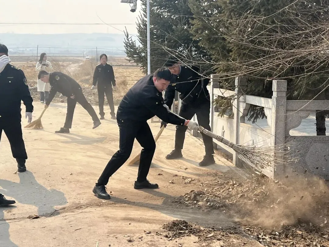 【清明】延吉市市场监督管理局组织开展“缅怀先烈守初心·实干担当树政绩”主题祭扫活动