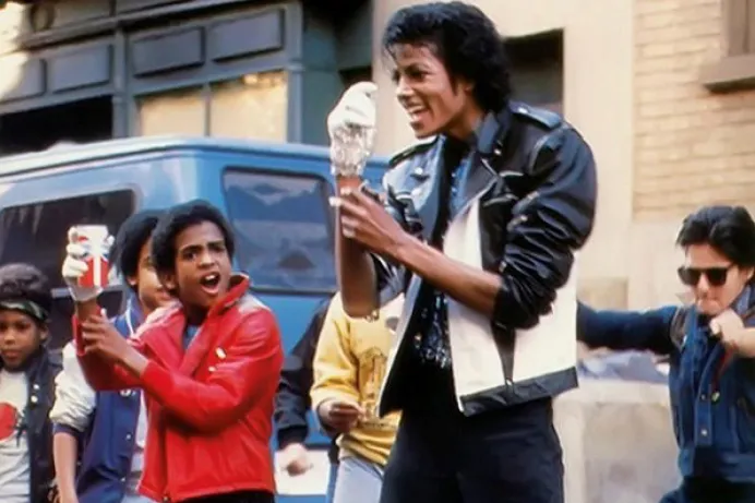 品牌营销丨百事VS可乐广告对决越看越上头