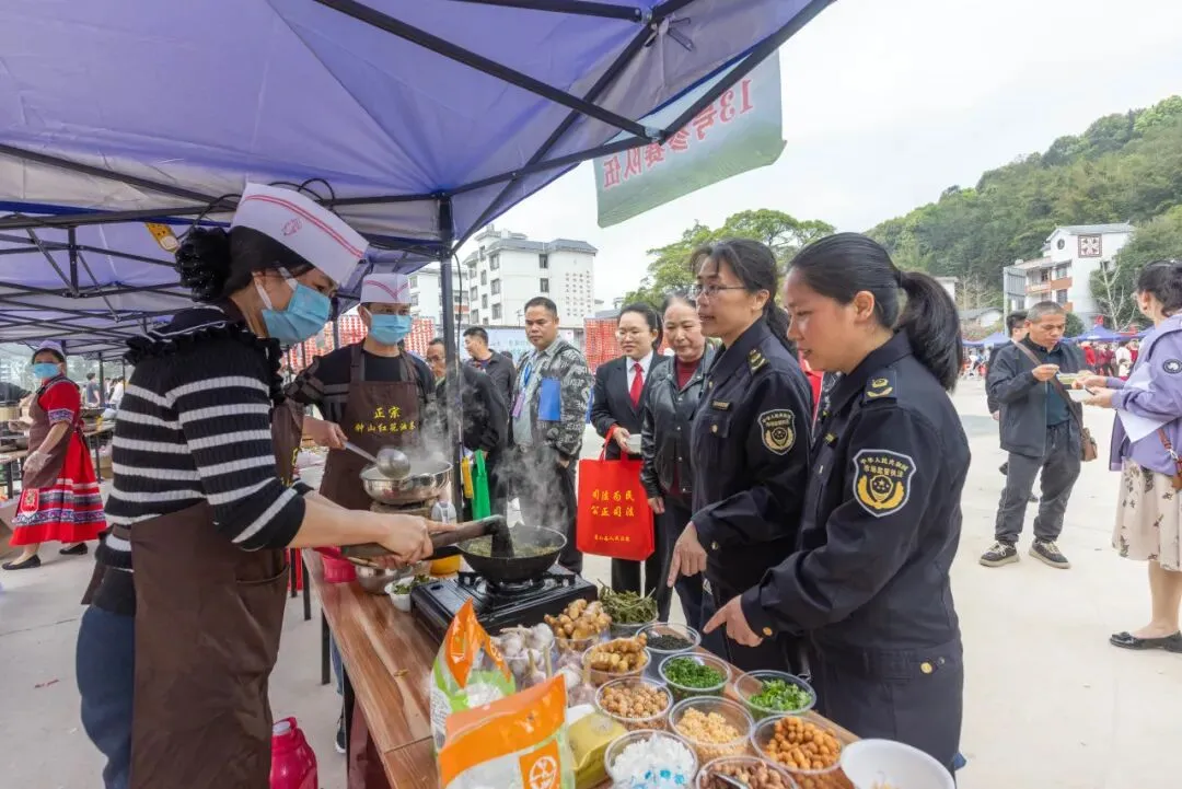 蒙山县市场监督管理局全力保障瑶乡春茶节活动顺利举办